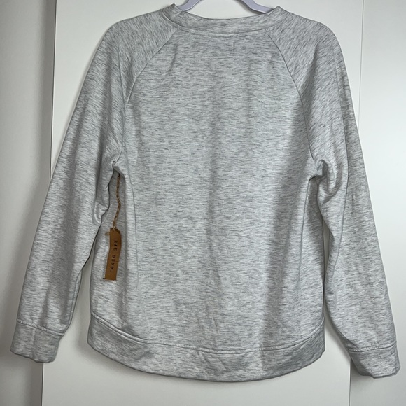 RAE DUNN free spirit light gray sweater - Picture 3 of 8